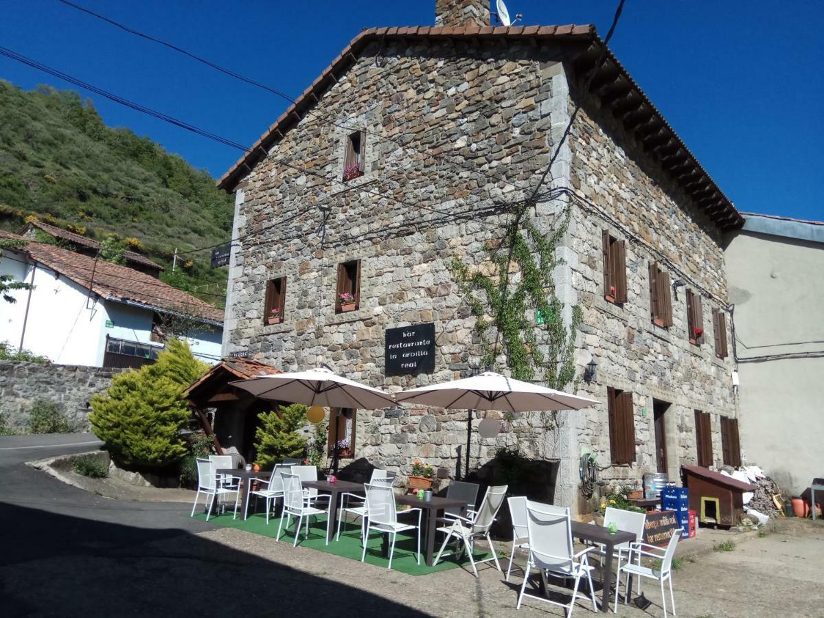 Refugio La Ardilla Real Posada De Valdeon Exterior foto
